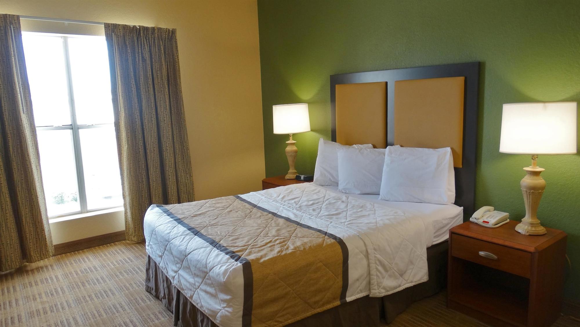 Extended America - Dallas - Frankford Road 2* Plano