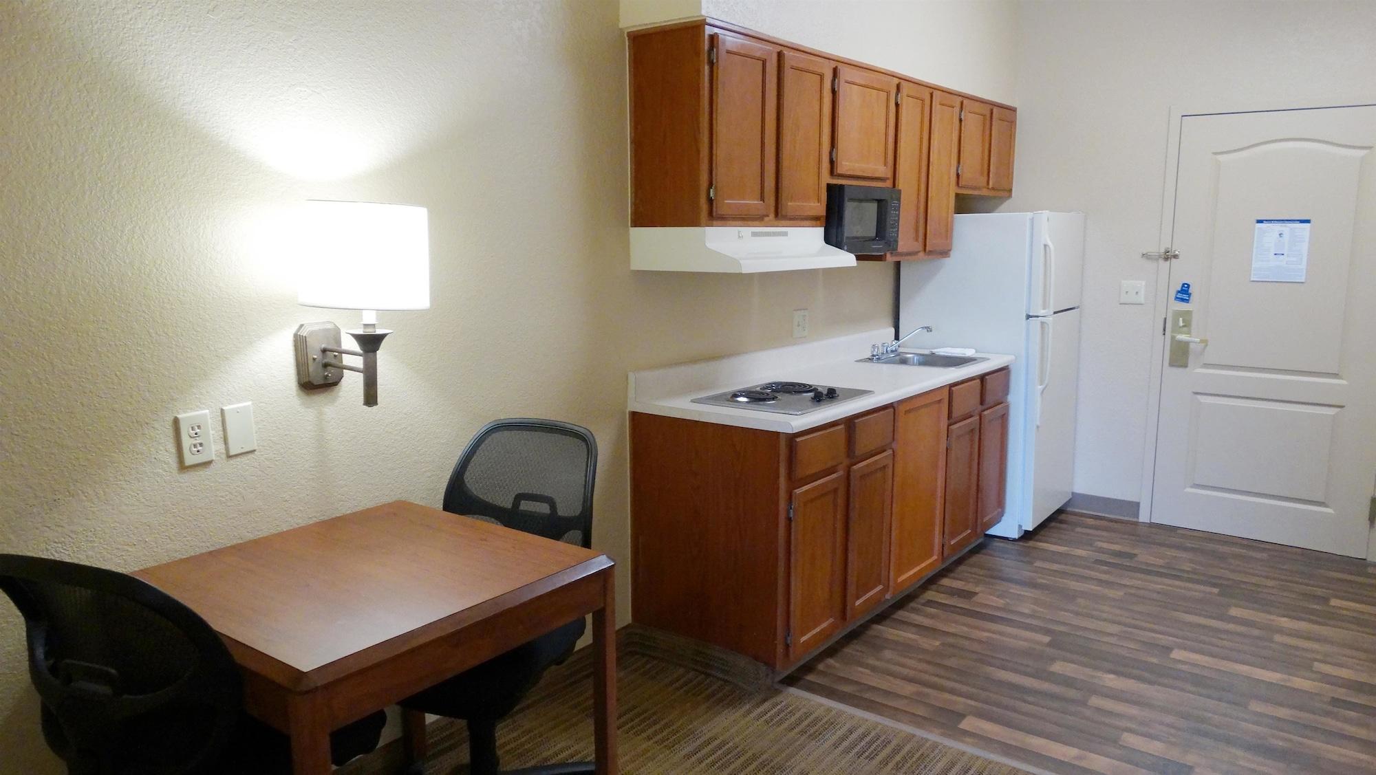 Extended America - Dallas - Frankford Road 2*
