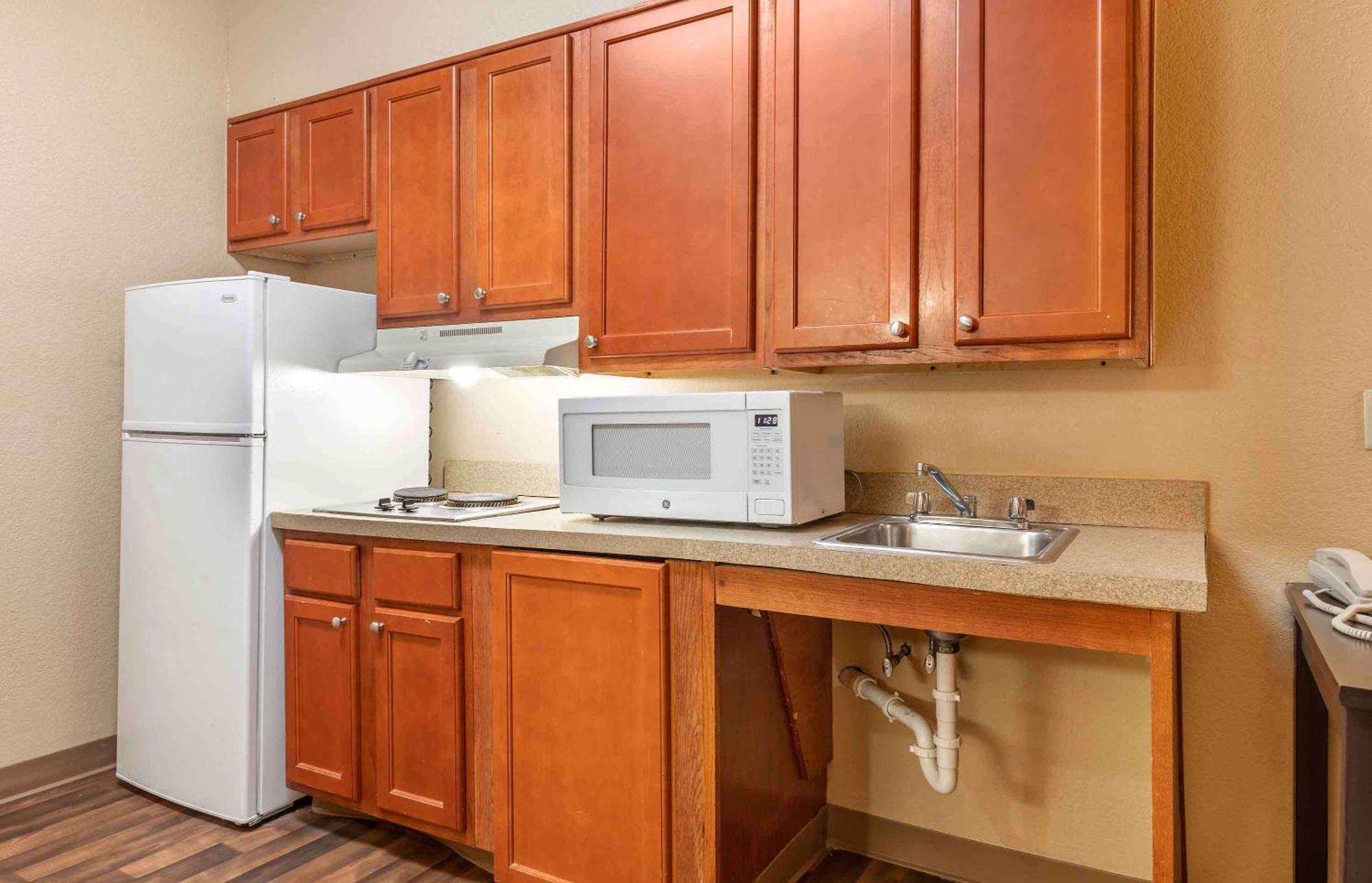 Extended America - Dallas - Frankford Road Plano