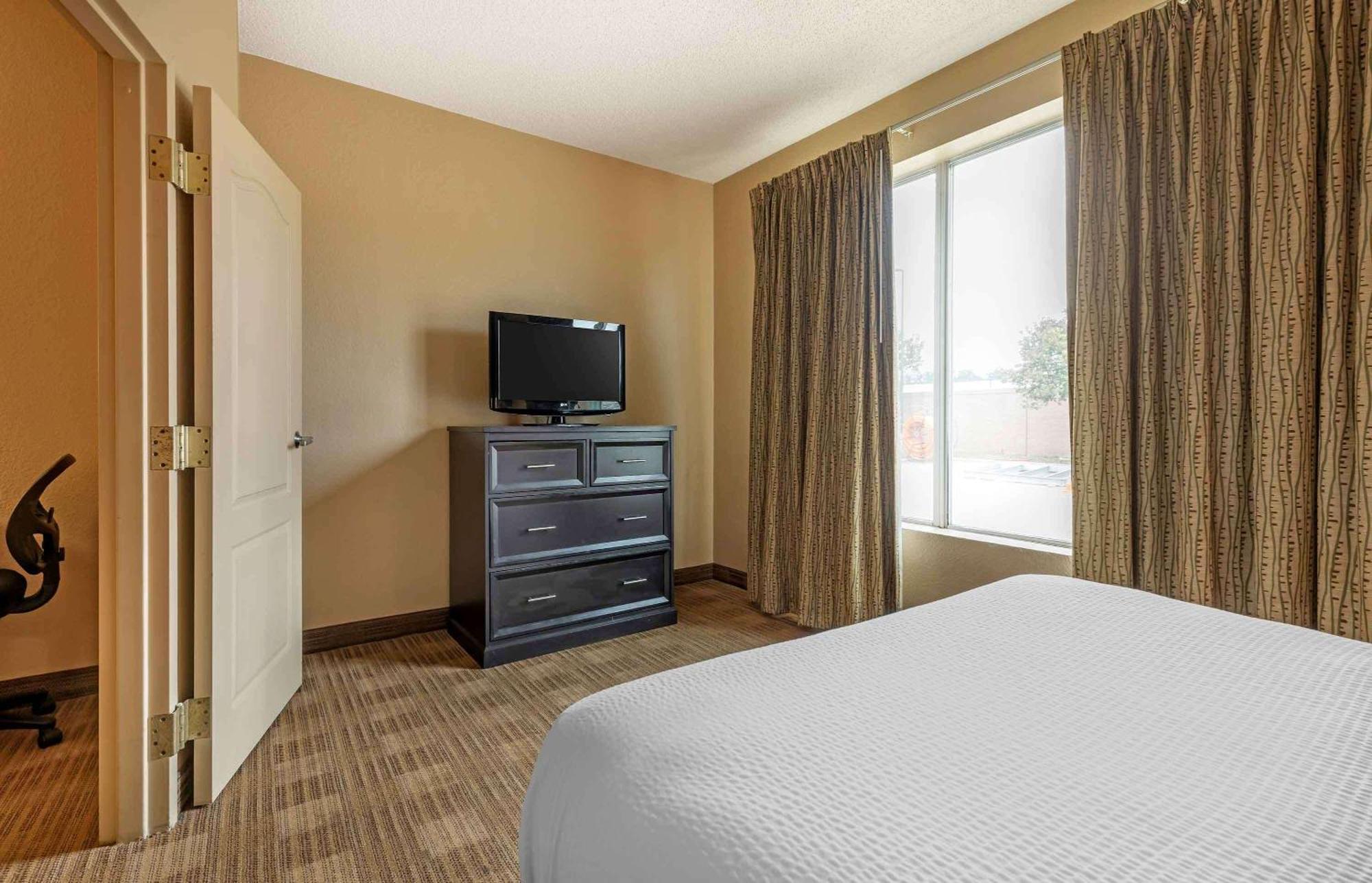 Extended America - Dallas - Frankford Road Hotel 2*