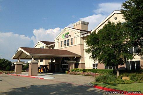 Extended America - Dallas - Frankford Road 2*